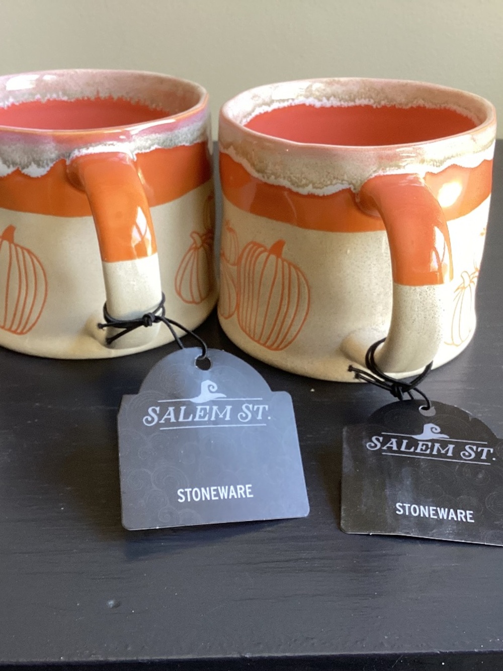 NWT Set of 2 Salem Street Embossed 20oz Pumpkin Coffee Mugs Brand New